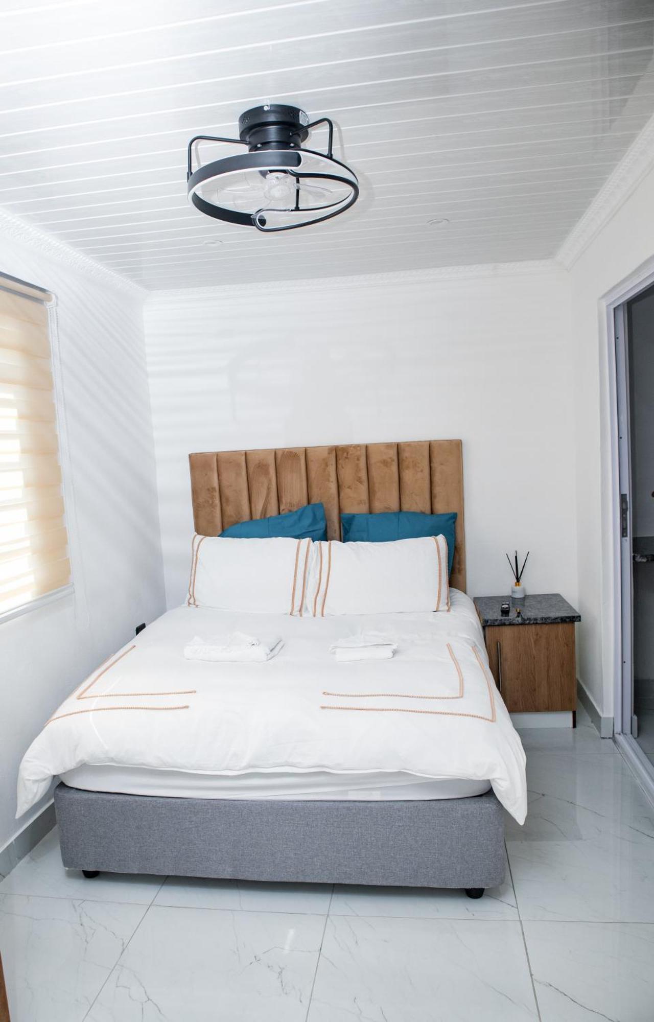 One Bedroom A1 *