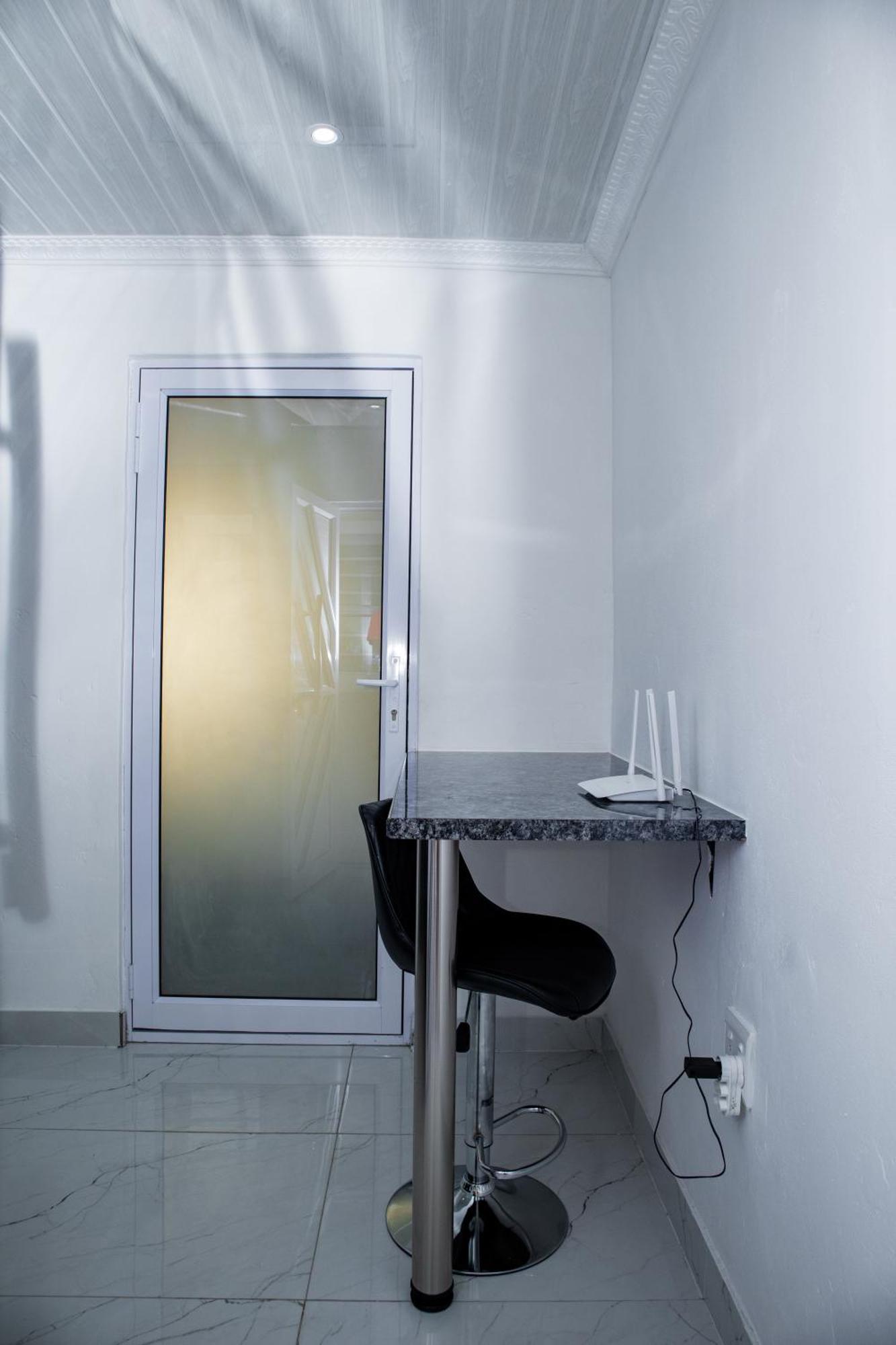 One Bedroom A1 *